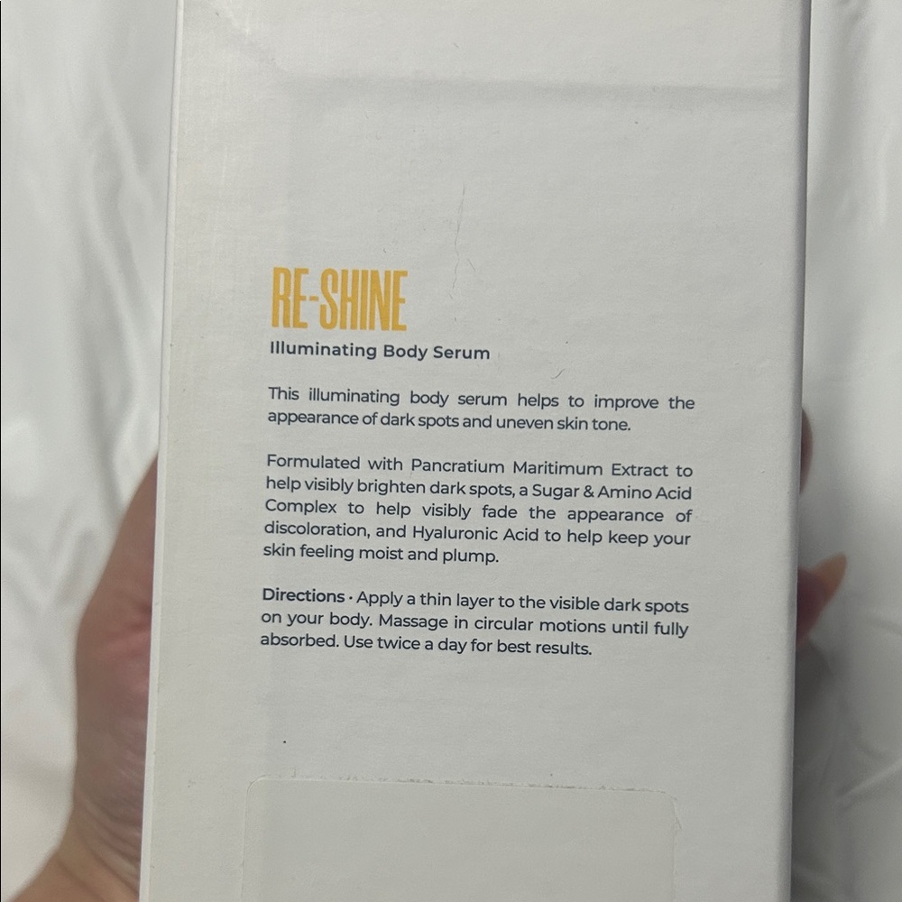 MAËLYS - Re-Shine Illuminating Body Serum - White and Yellow - Picture 7 of 7